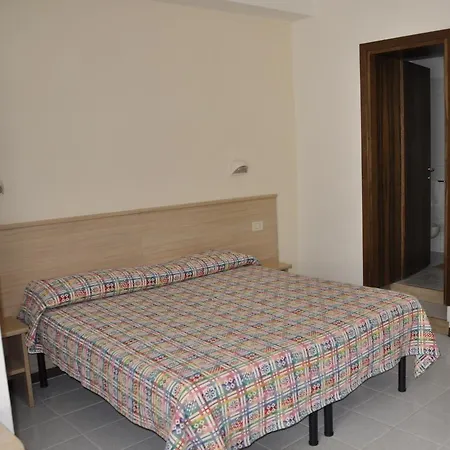 Hotel Fontanella Rivotorto Room photo