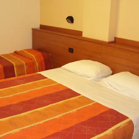 Hotel Fontanella Rivotorto Room photo