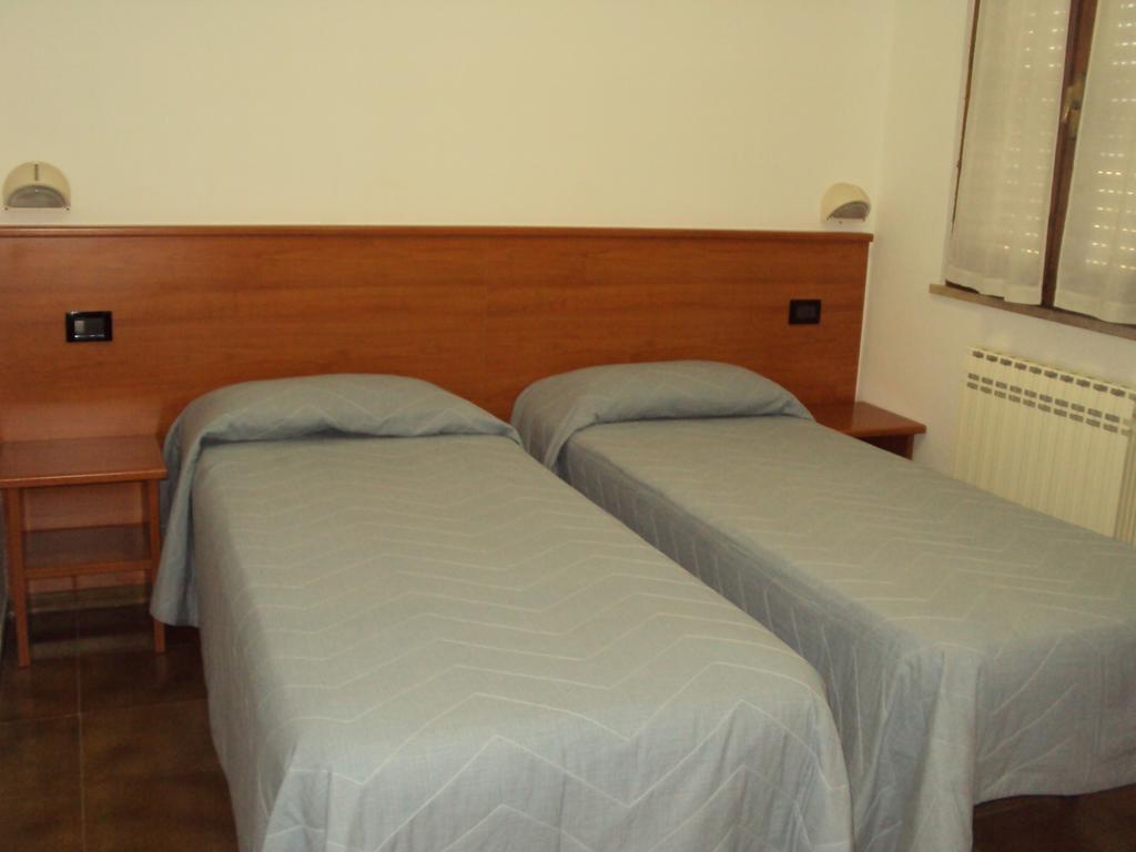 Fontanella Hotel *